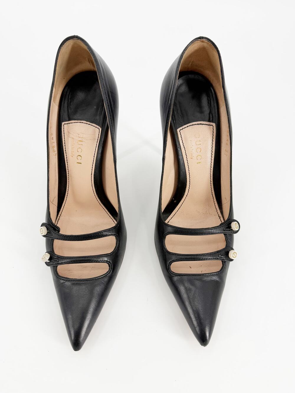 GUCCI Black Leather Aneta Cutouts GG Pearl Buttons Pointed Toe Pumps Stiletto 37